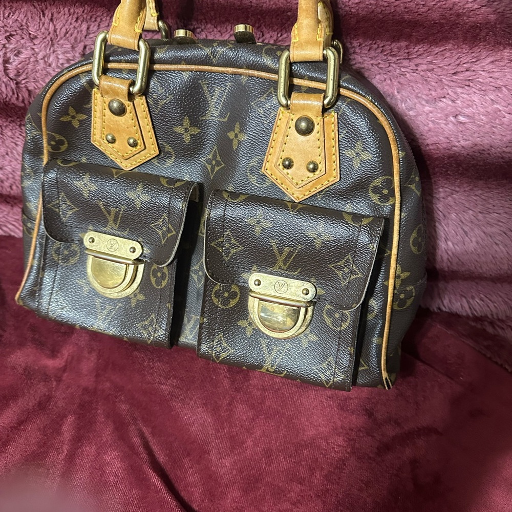 Authentic Louis Vuitton Brown Manhattan PM Monogram Handbag